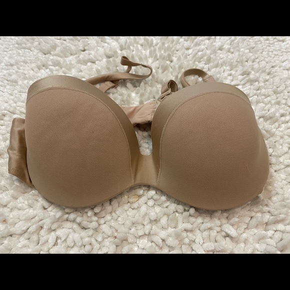 Bra - Picture 1 of 4